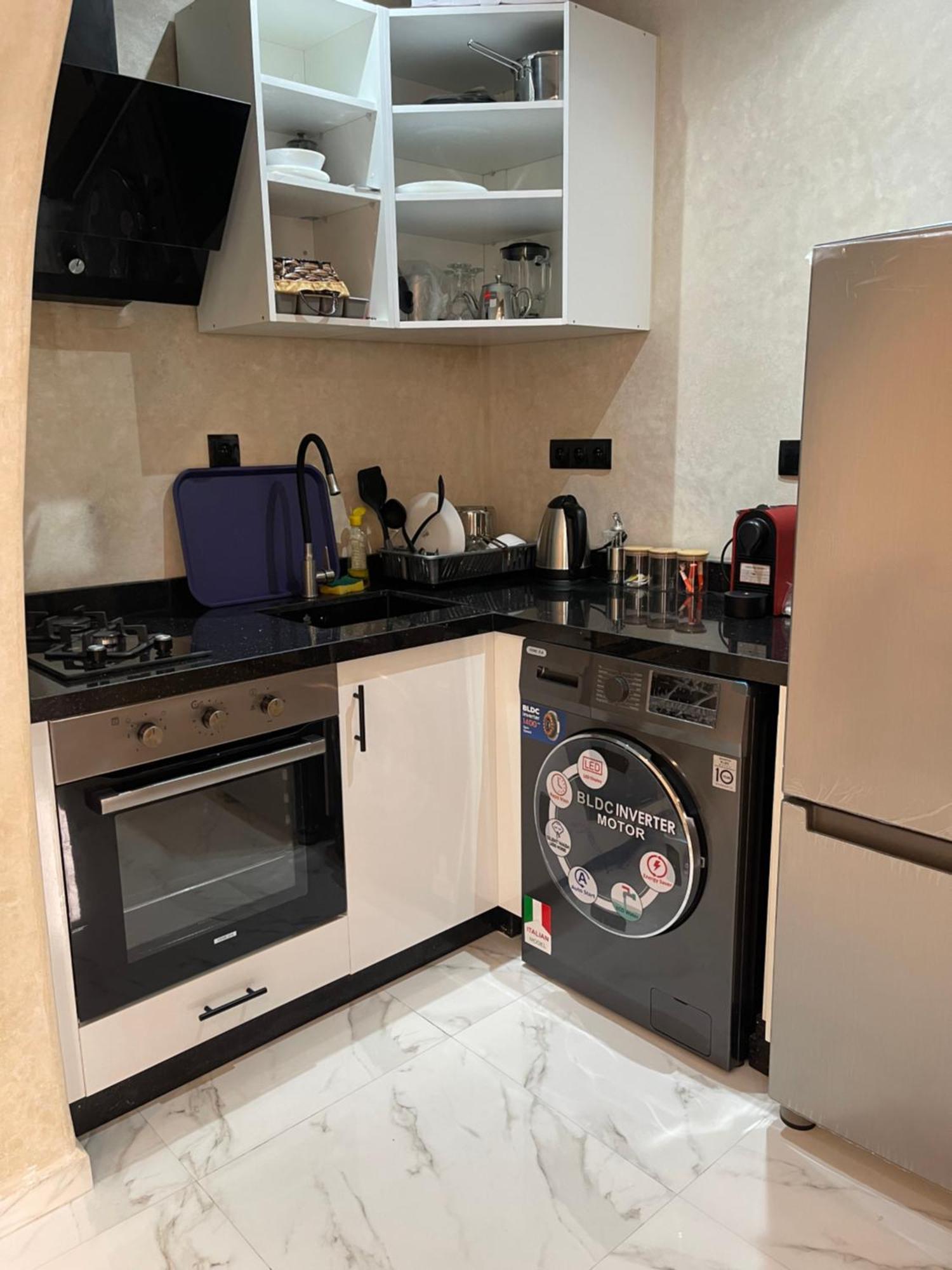 Апартаменты Family Flat Эс-Сувейра Экстерьер фото